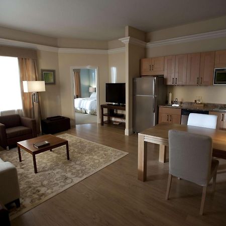 โฮมวูด แอนด์ สวีท บาย ฮิลตัน มอนต์โกเมอรี อีสต์เชส Hotel ภายนอก รูปภาพ