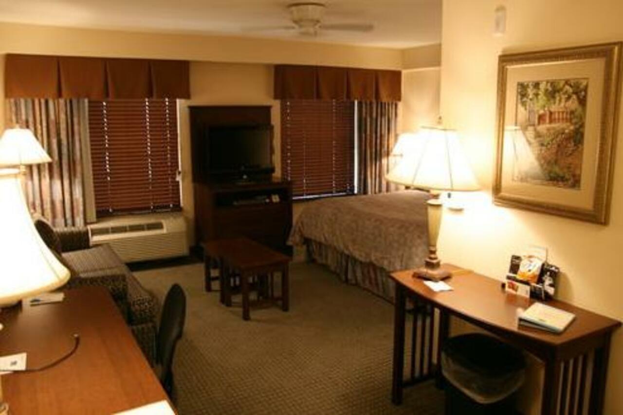 โฮมวูด แอนด์ สวีท บาย ฮิลตัน มอนต์โกเมอรี อีสต์เชส Hotel ห้อง รูปภาพ