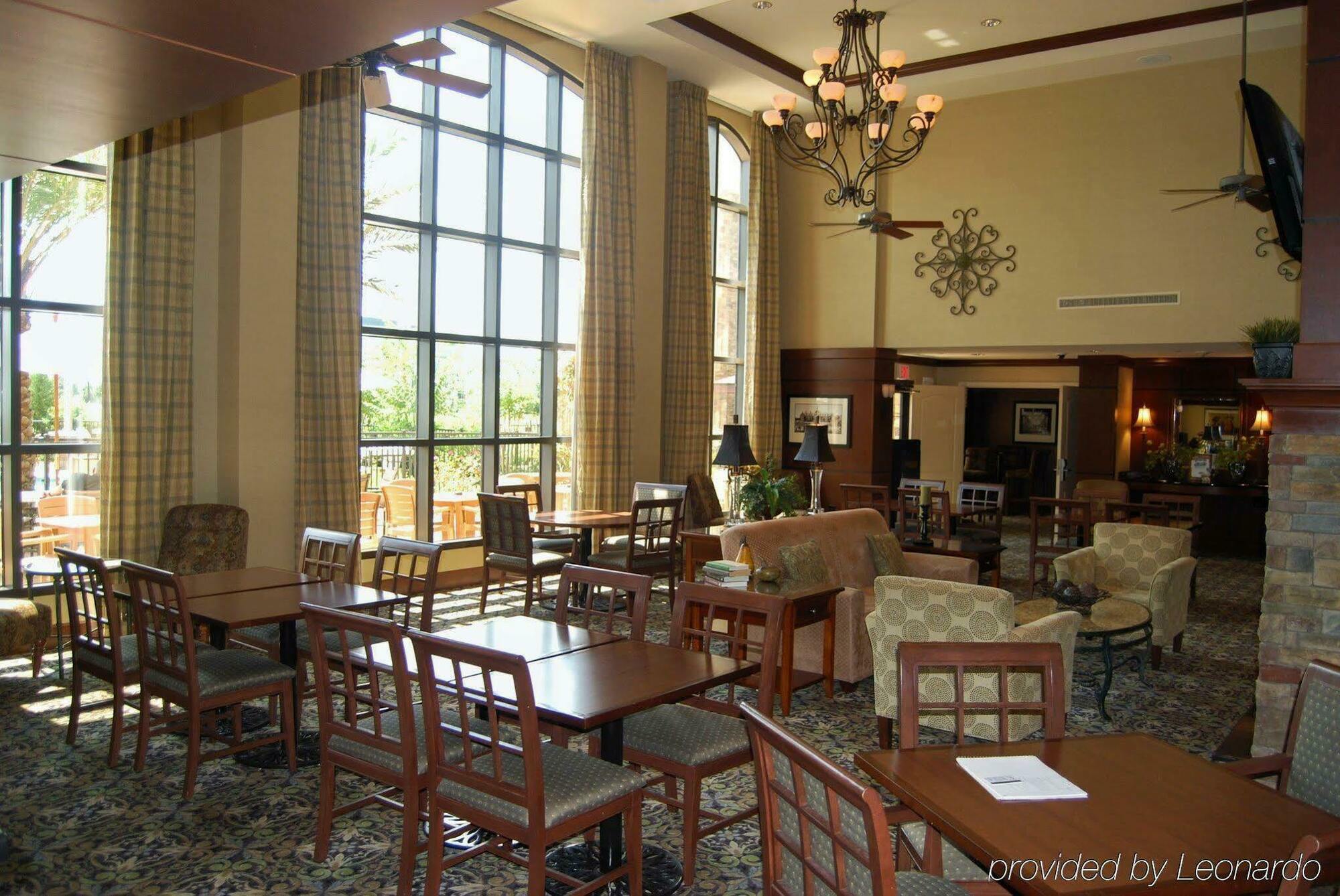 โฮมวูด แอนด์ สวีท บาย ฮิลตัน มอนต์โกเมอรี อีสต์เชส Hotel ร้านอาหาร รูปภาพ