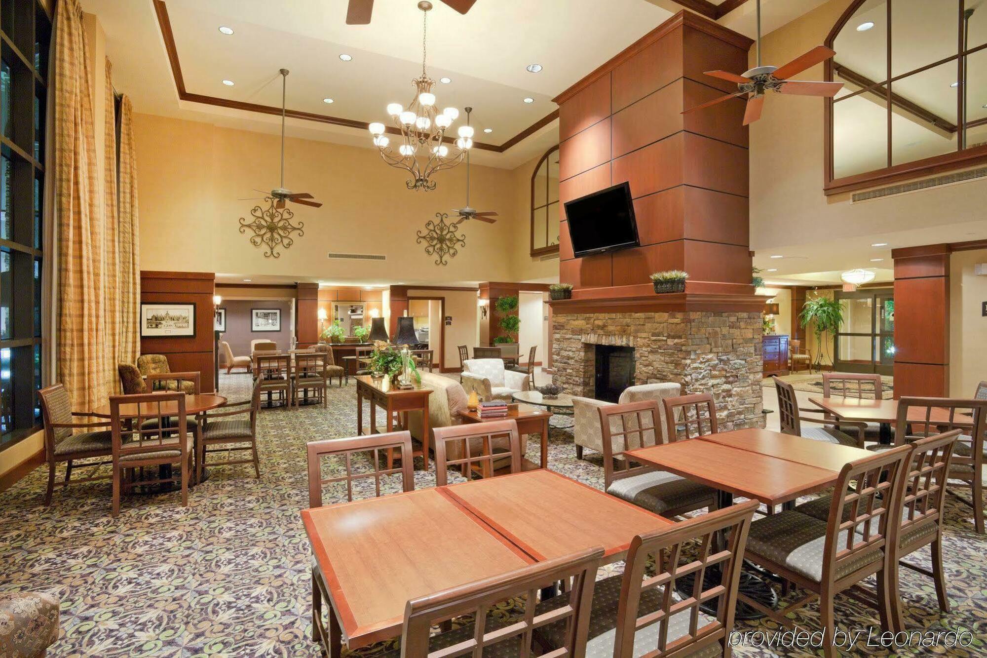 โฮมวูด แอนด์ สวีท บาย ฮิลตัน มอนต์โกเมอรี อีสต์เชส Hotel ร้านอาหาร รูปภาพ